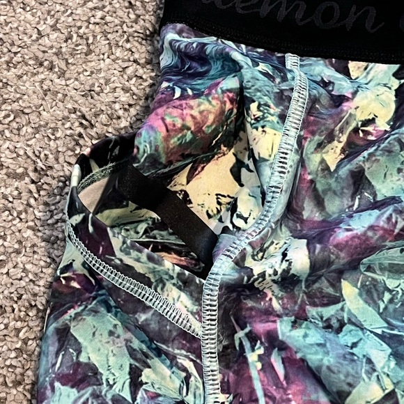 Lululemon shorts - Picture 3 of 5